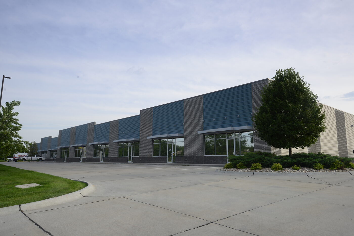 Industrial Flex Building — Omaha NE